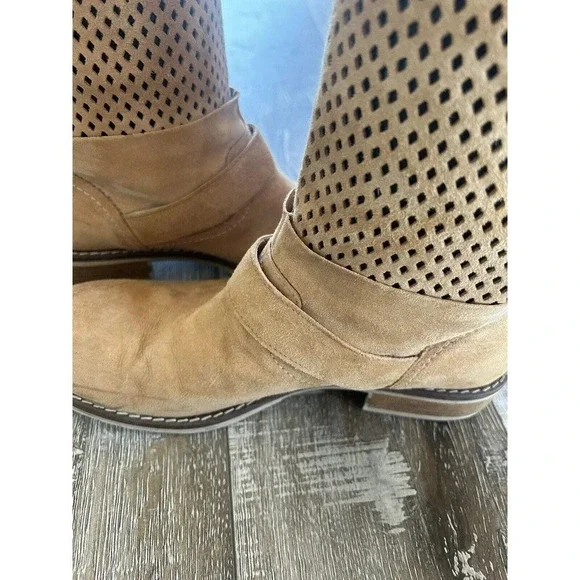 Sundance Women’s Leather Boots Size 38 (7.5-8) Tan - Picture 8 of 12